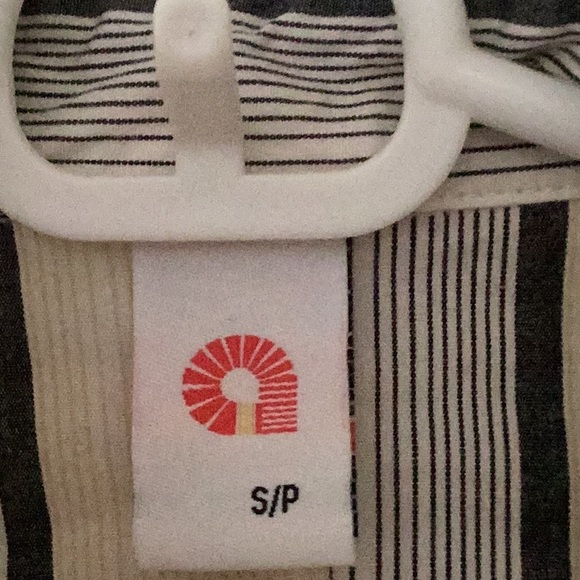 Awesome cotton Lycra crop button down cowgirl shirt - Picture 4 of 7